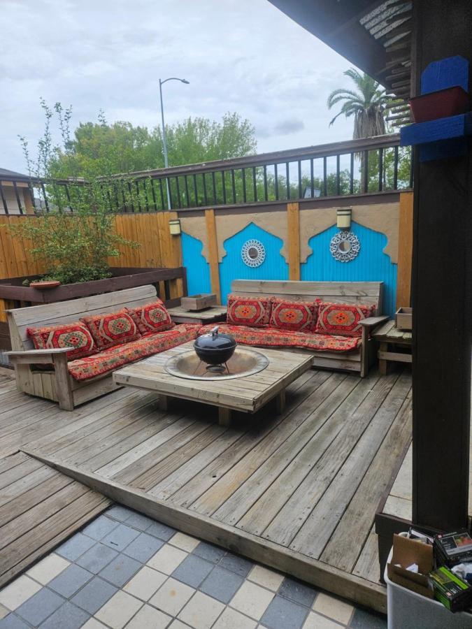 Reststop Hostel Houston Extérieur photo